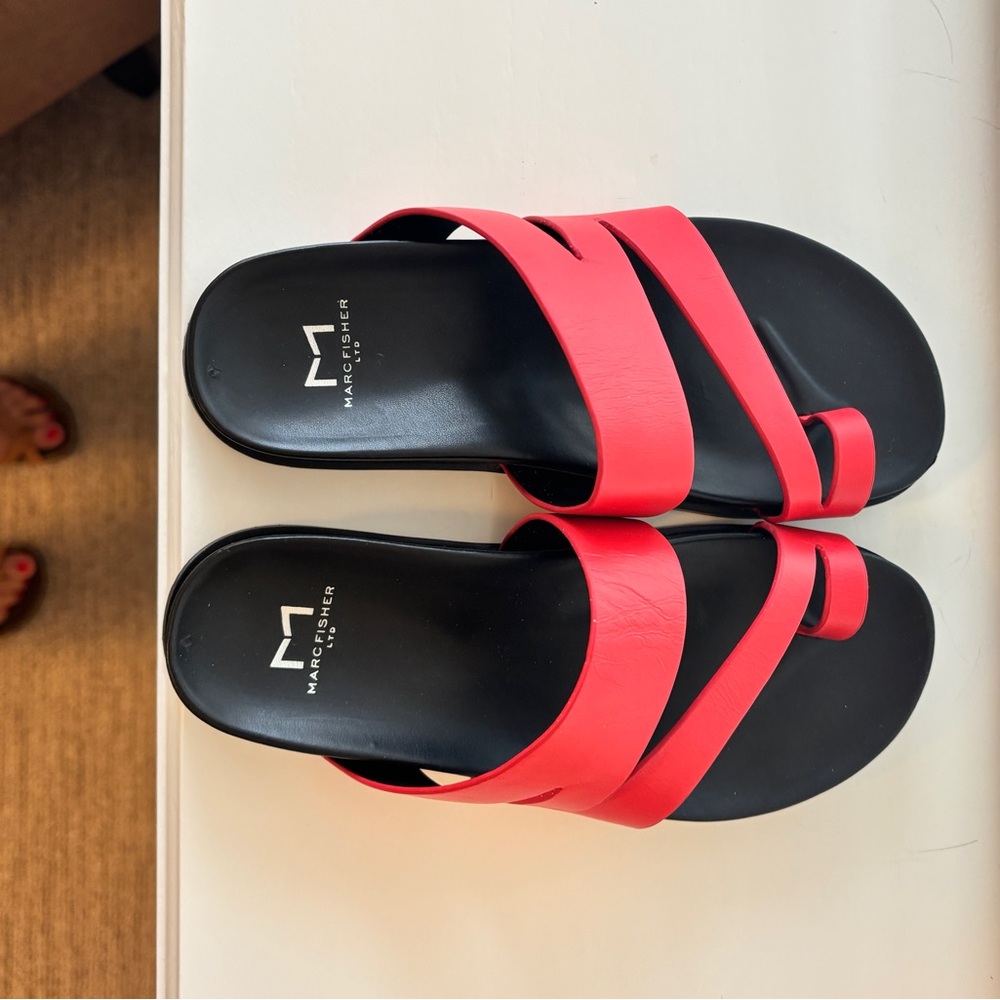 Marc Fisher Red and Black Slide Sandals NWOT